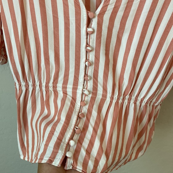 ❗️SOLD Madewell Short Sleeve Ruffle Peplum Pink & White Striped Blouse Small - Picture 5 of 7